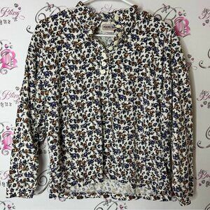 Perspective Floral Print Top White Blue buttons vintage shirt